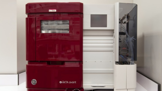Chromatography Machine at Mass Spectrometer at Advanced Technology Research Facility (ATRF), Frederick National Laboratory for Cancer Research, National Cancer Institute. | red and white fire extinguisher